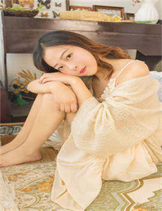 《黑龙江大学3号楼事件视频-被讨厌上司侵犯10天的女人》